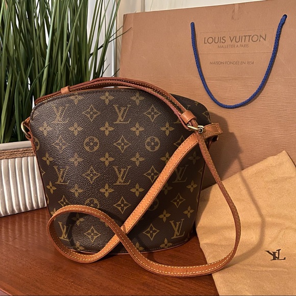 Louis Vuitton Handbags - Louis Vuitton Drouot Cross Body, Shoulder Bag